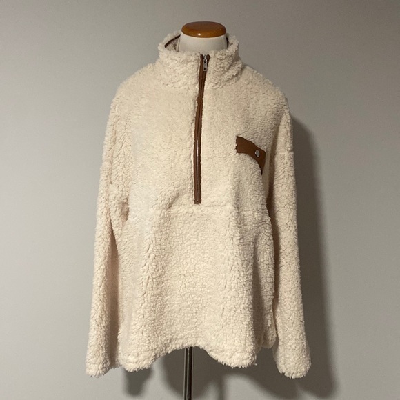 Crescent Ivory Fleece - Picture 1 of 5